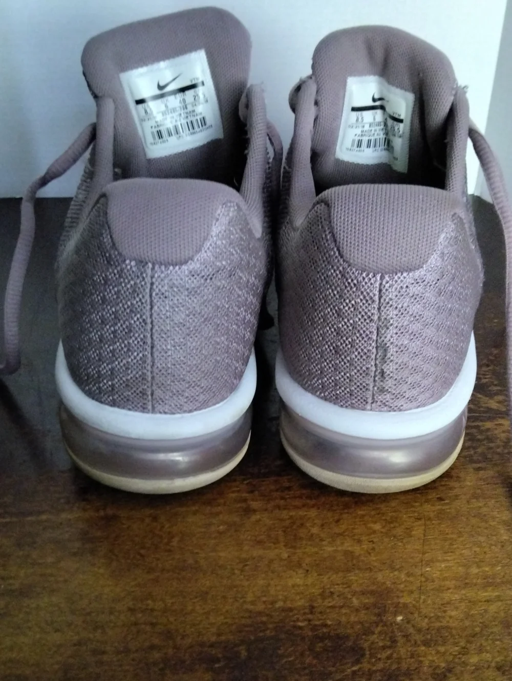 Nike Women's Air Max Sequent 2 Sneakers, Size 8 1/2 US